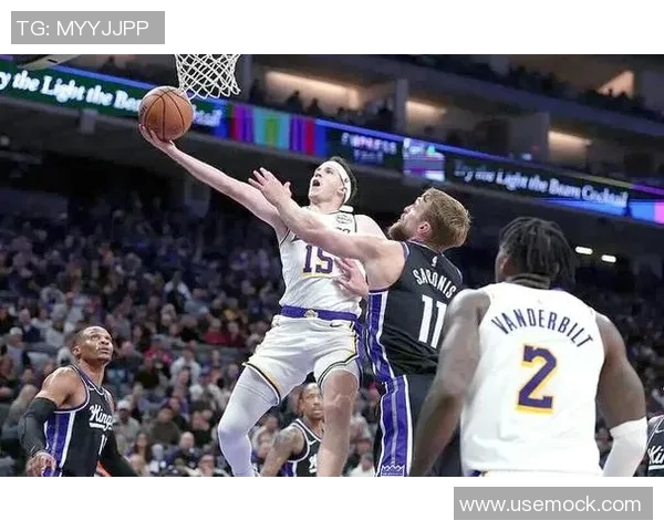 里夫斯前四场得到143分,追平湖人队史单赛季第三高纪录 里夫斯前四场得到143分,追平湖人队史单赛季第三高纪录